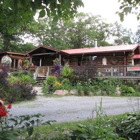 Shambhala Bed And Breakfast Buckhorn Exterior foto