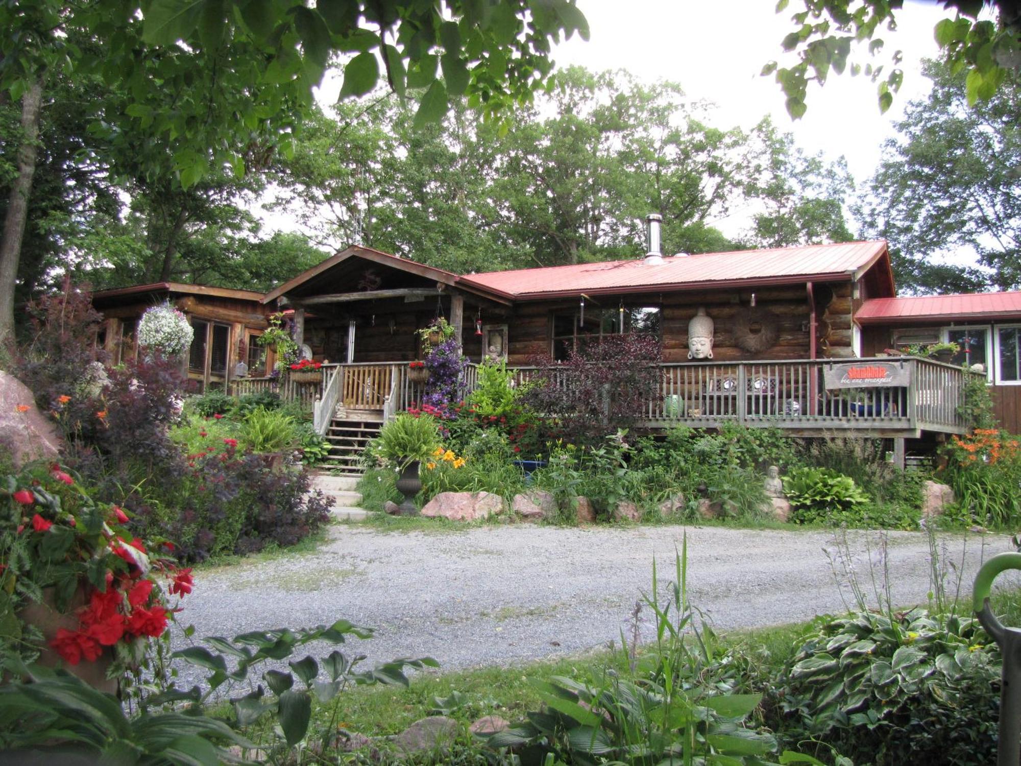 Shambhala Bed And Breakfast Buckhorn Exterior foto