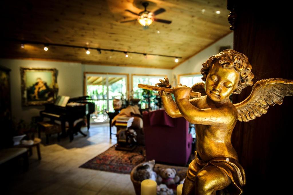 Shambhala Bed And Breakfast Buckhorn Exterior foto